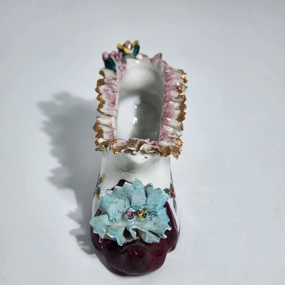 Porcelain Ruffled Edge Gilded Shoe Gold Accents Floral Details Japan - Picture 4 of 12